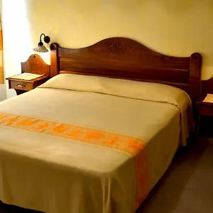 Edera Hotel