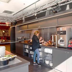 Meininger Zentrum 호텔