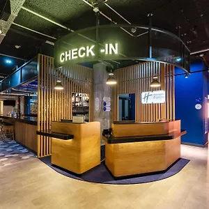 Express Zentrum By Ihg 호텔